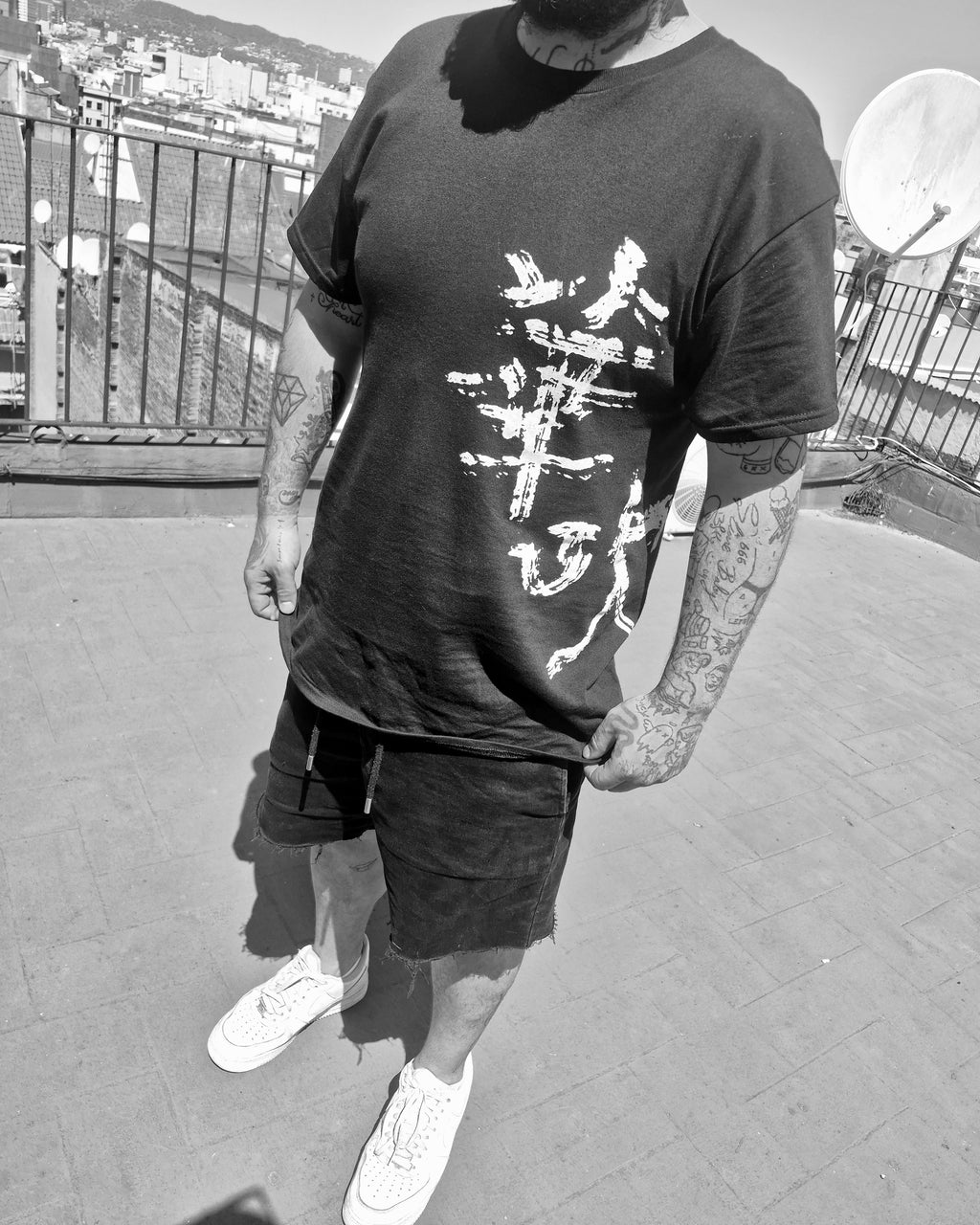 KANJI T-SHIRT